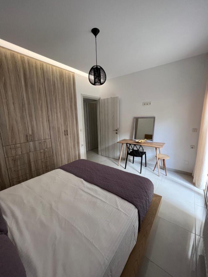 Modern Apartment Close To Airport With Gym And Bbq Heraklion Exterior foto